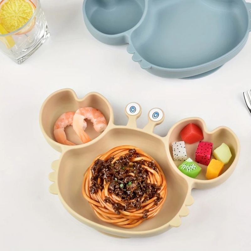 Silicone Crab Plate with Cutlery - Image 5