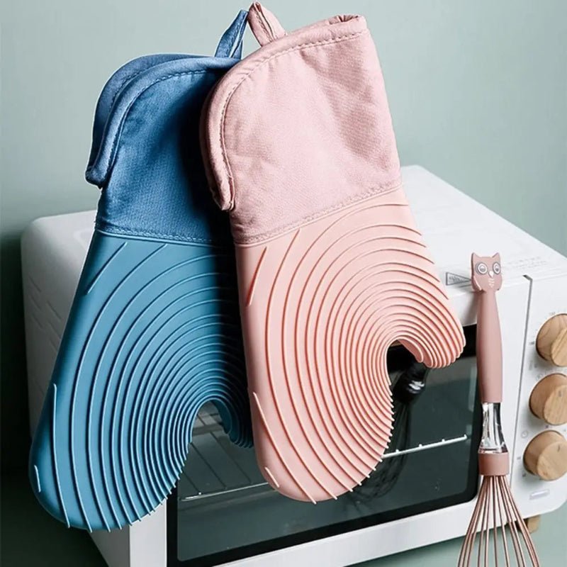 Textured Heat Resistant Silicone Oven Mitt - Image 3